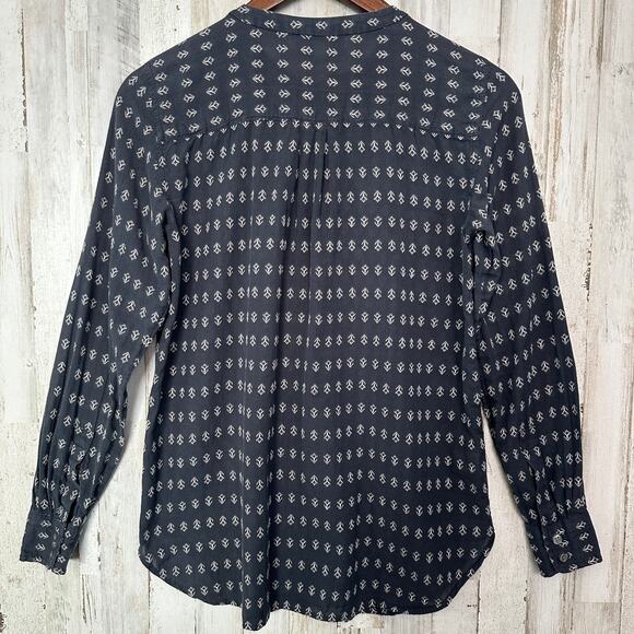 Ann Taylor Loft Embroidered Button Down Shirt XS Collarless Gray Cream Boho EUC - Picture 2 of 9